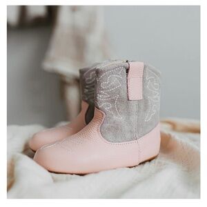 Little Love Bug, pink cowboy boots, size 7